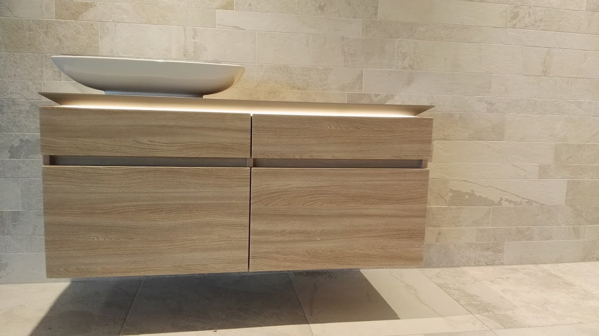 Waschbecken mit Unterschrank